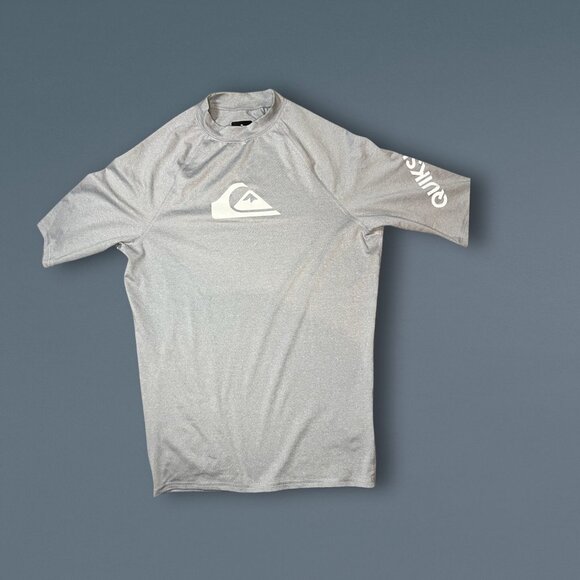 Quiksilver Classic Comp Logo Gray Short Sleeve Shirt UPF 50+ Lightweight & Breat - Picture 2 of 6